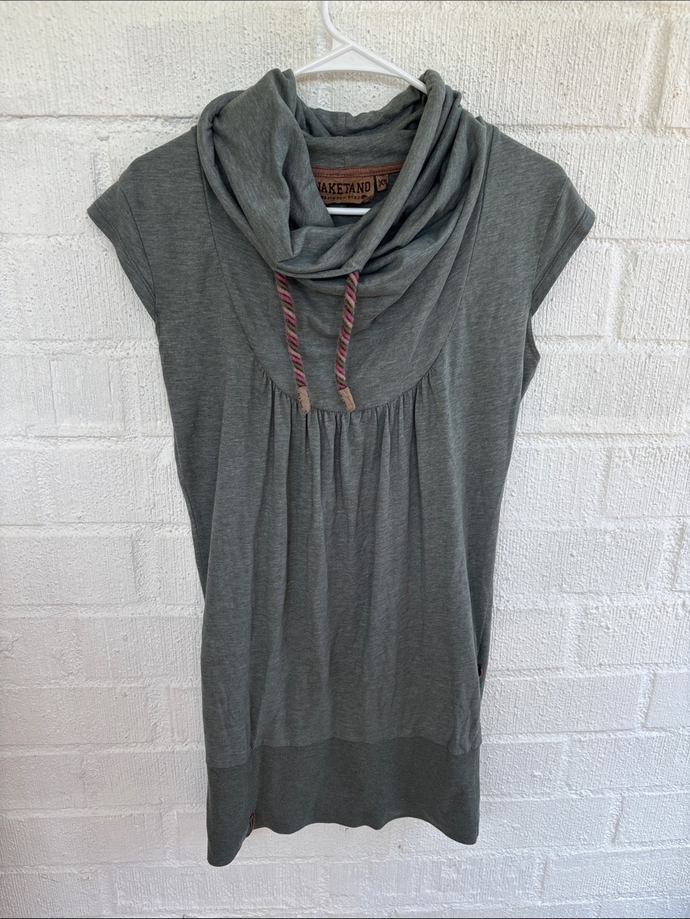 Naketano Short Sleeve Heather Gray Cowl Neck Tunic Sweatshirt sz XS